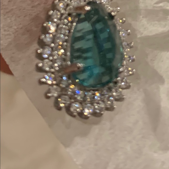 Silver Blue Topaz Set with cubic zirconia - Picture 7 of 7